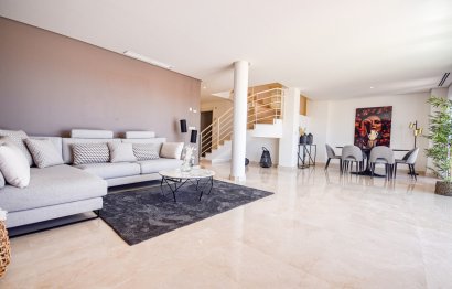 Apartment - Penthouse - Resale - Marbella - Nueva Andalucia