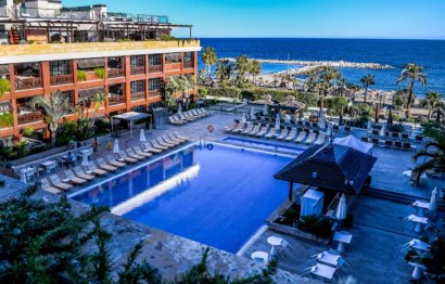 Apartment - Penthouse - Resale - Marbella - Puerto Banús