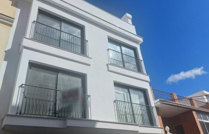 Apartment - Resale - Las Lagunas -
                Las Lagunas