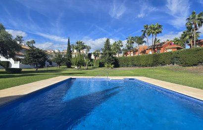 Apartment - Top Floor Apartment - Resale - Estepona -
                Atalaya