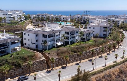 Apartment - Top Floor Apartment - Resale - Estepona - Estepona Centro