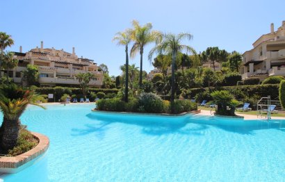 Ground floor apartment - Resale - Benahavís - Benahavís Centro