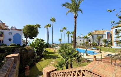 Ground floor apartment - Resale - Casares - Casares Playa