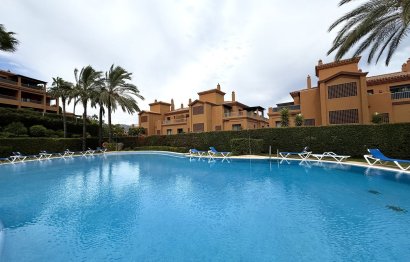 Ground floor apartment - Resale - Estepona - Atalaya