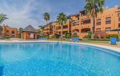 Ground floor apartment - Resale - Estepona - Atalaya
