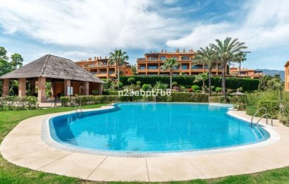 Ground floor apartment - Resale - Estepona - Atalaya