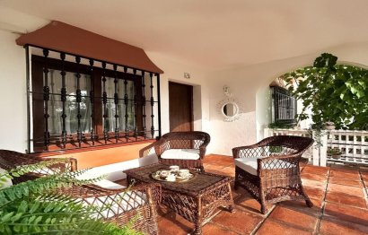 Ground floor apartment - Resale - Estepona -
                Benavista