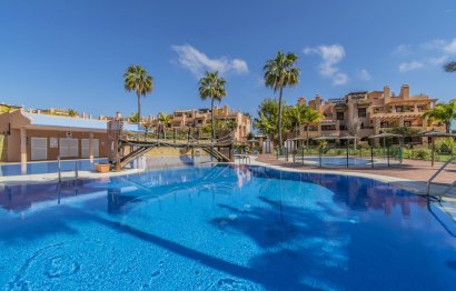 Ground floor apartment - Resale - Estepona - Hacienda del Sol