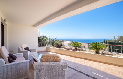 Ground floor apartment - Resale - Marbella - Altos de los Monteros