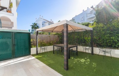 Ground floor apartment - Resale - Marbella - Guadalmina Baja