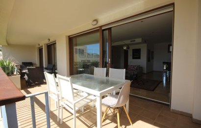 Ground floor apartment - Resale - Marbella - Los Monteros