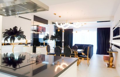 Ground floor apartment - Resale - Marbella - Nueva Andalucia