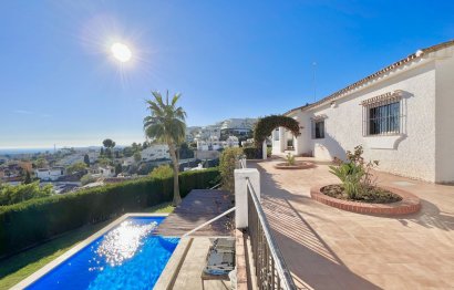 House - Detached Villa - Resale - Benalmádena - Benalmadena Centro