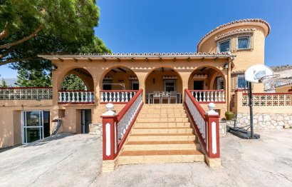 House - Detached Villa - Resale - Benalmádena - Benalmadena Centro