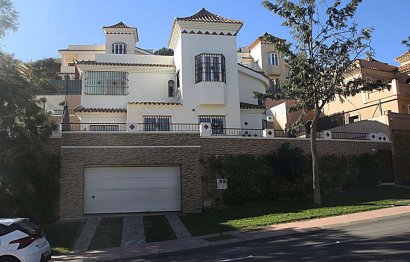 House - Detached Villa - Resale - Benalmádena - Benalmadena Centro