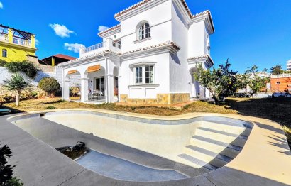 House - Detached Villa - Resale - Benalmádena - Benalmadena Costa