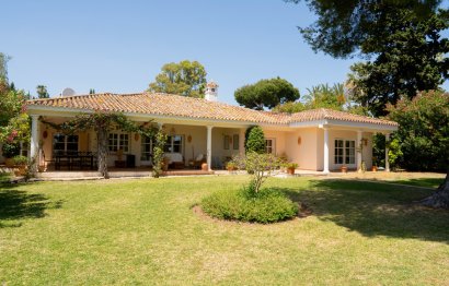 House - Detached Villa - Resale - El Paraiso - El Paraíso