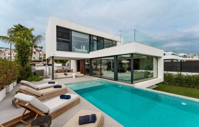 House - Detached Villa - Resale - El Paraiso - El Paraíso