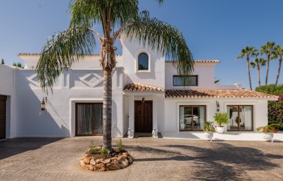 House - Detached Villa - Resale - Estepona - Atalaya