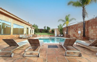 House - Detached Villa - Resale - Estepona - Atalaya