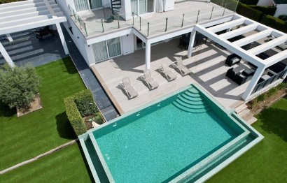 House - Detached Villa - Resale - Estepona - Cancelada