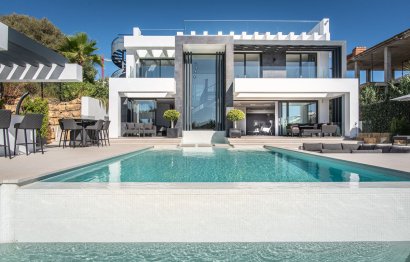 House - Detached Villa - Resale - Estepona - Estepona Centro