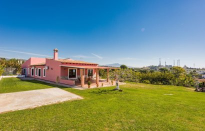 House - Detached Villa - Resale - Estepona - Estepona Centro