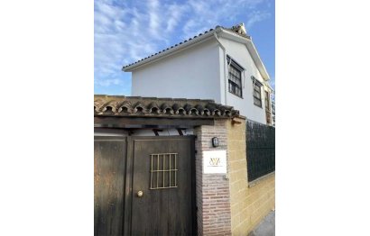 House - Detached Villa - Resale - Estepona - Estepona Centro