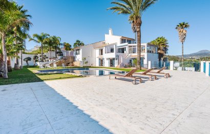 House - Detached Villa - Resale - Estepona - Estepona Centro