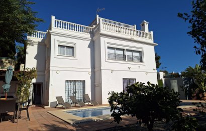 House - Detached Villa - Resale - Estepona - Estepona Centro