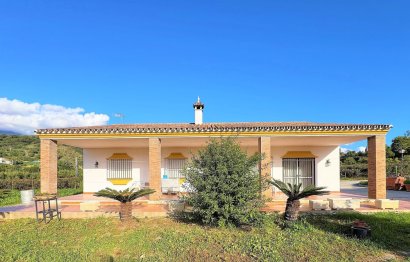 House - Detached Villa - Resale - Estepona - Estepona Centro