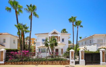 House - Detached Villa - Resale - Estepona - Estepona Centro