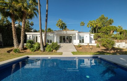 House - Detached Villa - Resale - Estepona - Estepona Centro