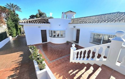 House - Detached Villa - Resale - Estepona - Estepona Centro