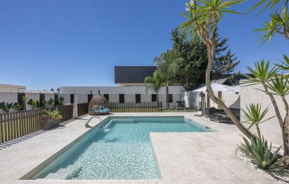 House - Detached Villa - Resale - Estepona - New Golden Mile