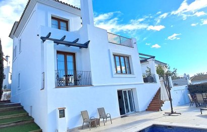 House - Detached Villa - Resale - Estepona - New Golden Mile