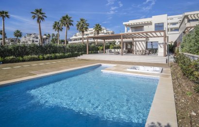 House - Detached Villa - Resale - Estepona - New Golden Mile