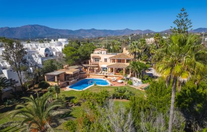 House - Detached Villa - Resale - Estepona - New Golden Mile