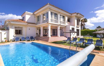 House - Detached Villa - Resale -
            Estepona - RSF-37598