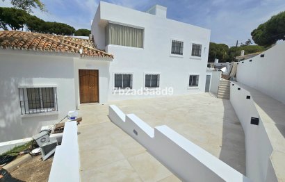 House - Detached Villa - Resale - Marbella - Elviria