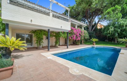 House - Detached Villa - Resale - Marbella - Guadalmina Alta