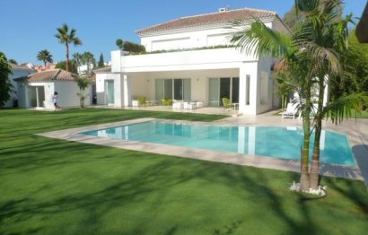 House - Detached Villa - Resale - Marbella - Guadalmina Baja