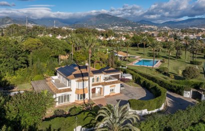 House - Detached Villa - Resale - Marbella - Guadalmina Baja