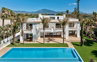 House - Detached Villa - Resale - Marbella - Guadalmina Baja