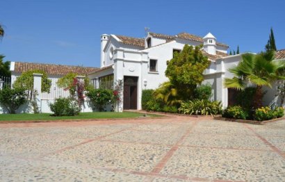 House - Detached Villa - Resale - Marbella - Guadalmina Baja