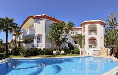 House - Detached Villa - Resale - Marbella - Hacienda Las Chapas