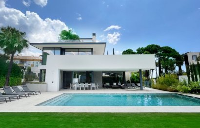 House - Detached Villa - Resale - Marbella - Nagüeles