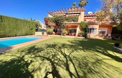 House - Detached Villa - Resale - Marbella - Nueva Andalucia