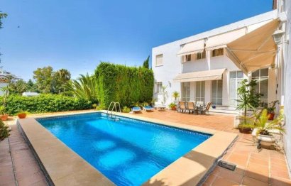 House - Detached Villa - Resale - Marbella - Nueva Andalucia