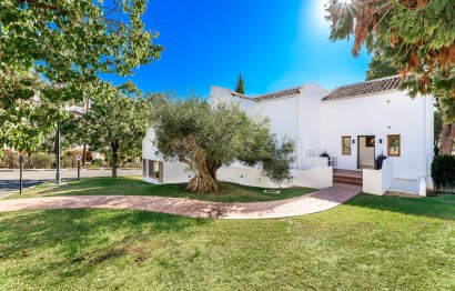 House - Detached Villa - Resale - Marbella - Nueva Andalucia